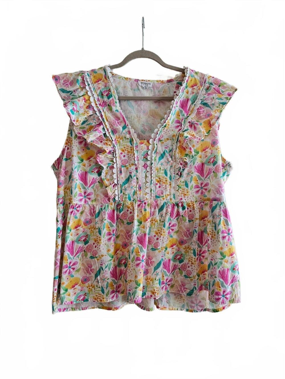 Floral Peplum Ruffled Flutter Sleeve Blouse w/Intricate Lace Trim Blouse-Size 3X